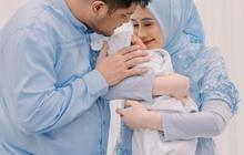 Kehadiran Para Artis dalam Aqiqah Anak Ryana Dea Berlangsung Meriah - Titi Kamal Berbalut Serba Pink, Keluarga Alyssa Soebandono Ikut Hadir