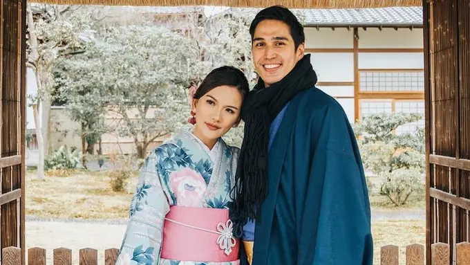 [Bintang] Seperti Puteri Jepang, Cantiknya Istri Marcel Chandrawinata Ini Sungguh Mempesona