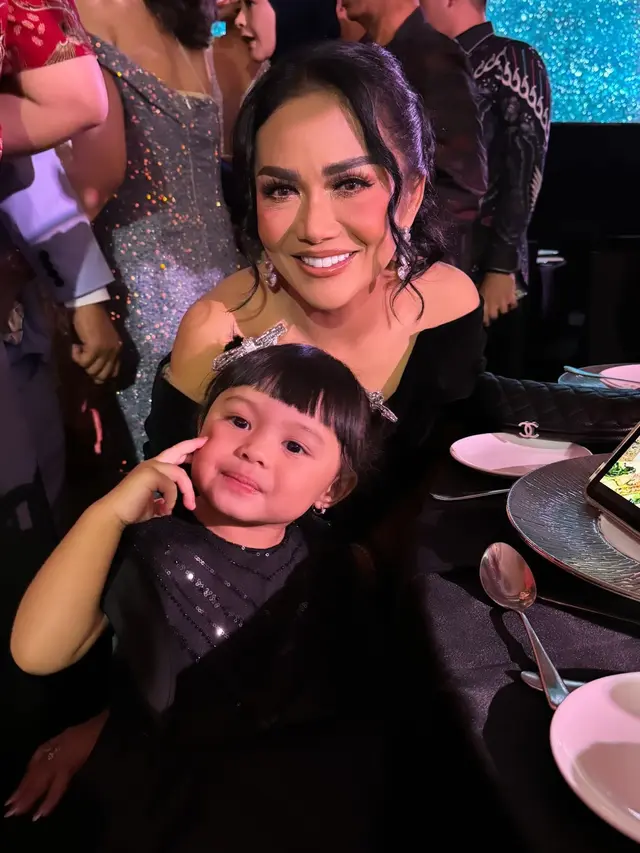 Krisdayanti dan Ameena