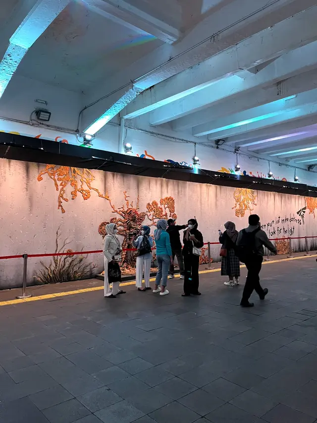 Mural yang terinspirasi serial "The Last Of Us"