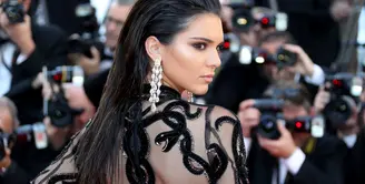 Kendall Jenner memang pantas dijadikan sebagai salah satu maskot sebagai 'Beauty Roles Models'. (AFP/Bintang.com)