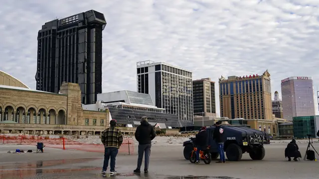 FOTO: Detik-Detik Kasino Trump Plaza Diledakkan