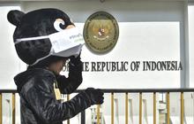 Greenpeace Malaysia Gelar Aksi Damai Desak Indonesia Buka Data Karhutla
