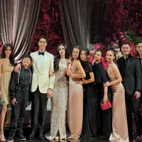 Geng Memamyu dan Mermaid Hadir di Pernikahan Syifa Hadju. [@kangferrymaryadi]