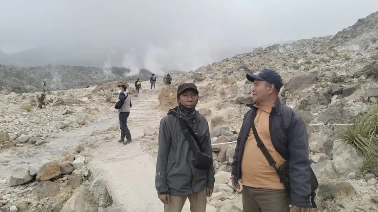 Jalur pendakian Gunung Papandayan dibuka kembali