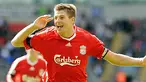 Kapten Liverpool, Steven Gerrard bergembira setelah mencetak  gol penentu kemenangan dalam lanjutan Liga Premier menghadapi Bolton Wanderers di Reebok stadium, Bolton, 29 Agustus 2009. AFP PHOTO/ANDREW YATES