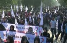 Tolak PP nomor 78, buruh Purwakarta blokade kawasan industri