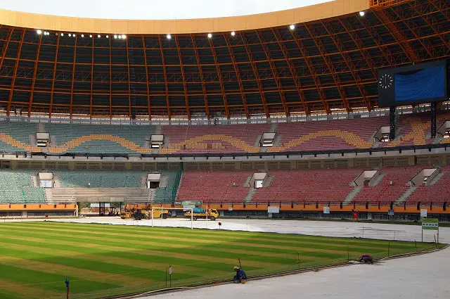 Stadion Utama Riau (riaudailyphoto.com)