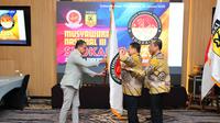Ketua Umum Pengurus Besar Shotokan Kandaga Indonesia (PB Shokaido) yang baru, Asnaedi, resmi dilantik untuk masa jabatan 2025-2029 dalam pembukaan Musyawarah Nasional (Munas) III Shokaido. (Istimewa)