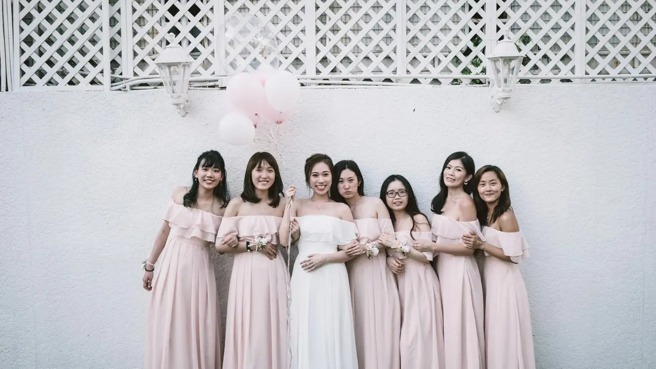 Cara Memilih Baju Bridesmaid
