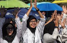 Jadi ‘Pekerjaan Idaman’ di Media Sosial, Ini Tugas dan Gaji Anggota KPPS 2024