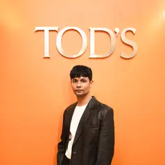 Tod’s telah meresmikan pembukaan butik pertamanya di Indonesia, melanjutkan perjalanannya dalam membawa craftsmanship Italia yang tak lekang waktu serta kemewahan yang elegan ke pelanggan di Indonesia.