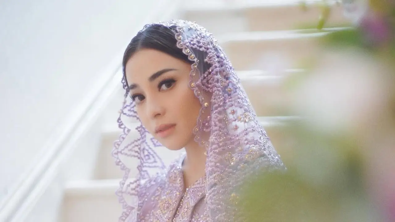 Inspirasi Kebaya ala Nikita Willy (credit: instagram/nikitawillyofficial94)