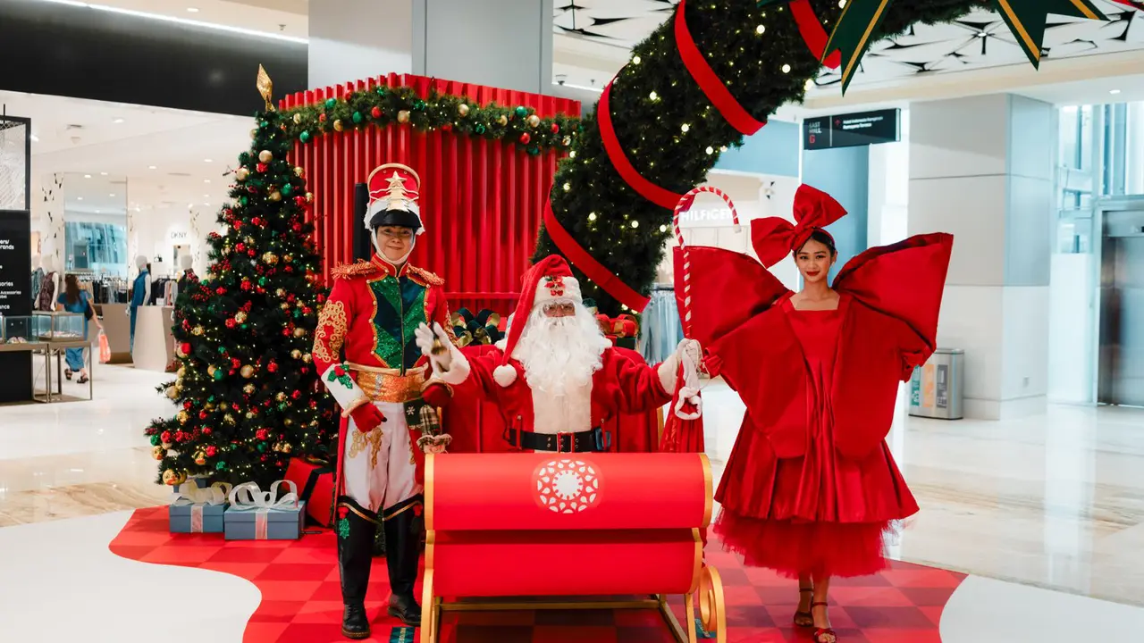 Instalasi Seni A Jolly Christmas