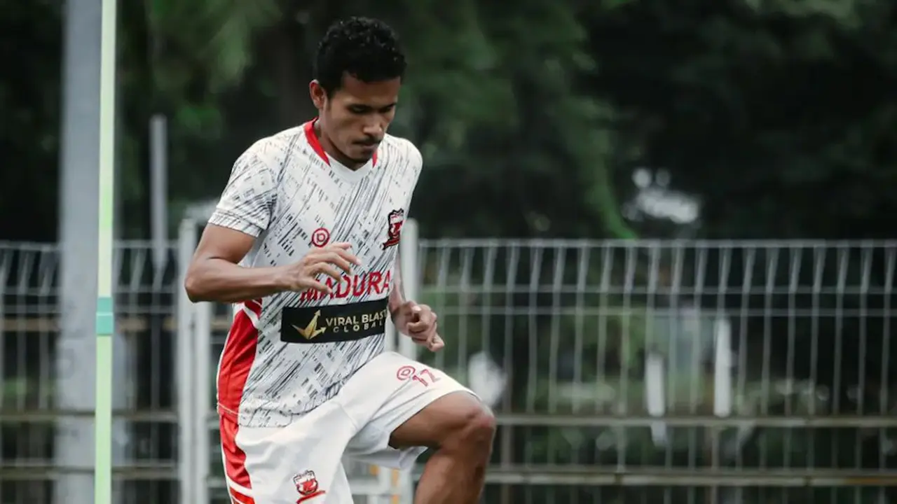 Haris Tuharea