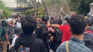 Ratakan Hampir 30 Lapak di Kampung Ambon, Polisi Dalami Identitas Pemilik
