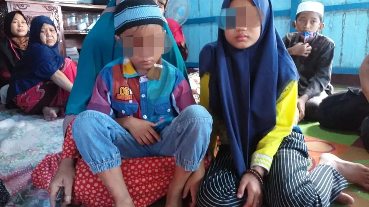 Tangisan Sang Ibu di Samping Mayat Anaknya yang Tewas Dianiaya di Palembang