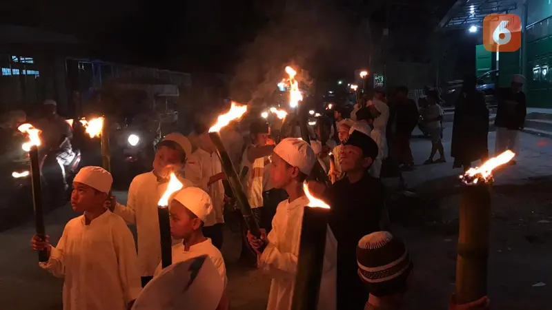 pawai obor jelang ramadan