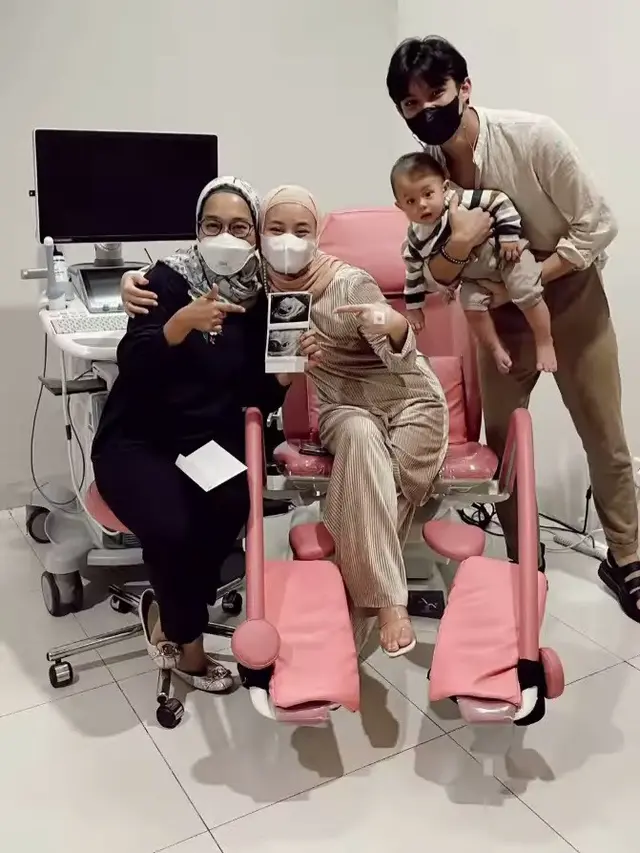 Dinda Hauw Keguguran Anak Kembar
