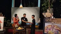 Slamet Santosa pegiat Kie Seni Cartoon Village Sidareja membuka Paket Petualangan Hidup di Desa. Bertajuk Live In The Village, destinasi wisata baru ini menawarkan sensasi menjelajahi desa Cartoon Village Sidareja berserta nilai-nilai budaya dan kearifan lokal di dalamnya.