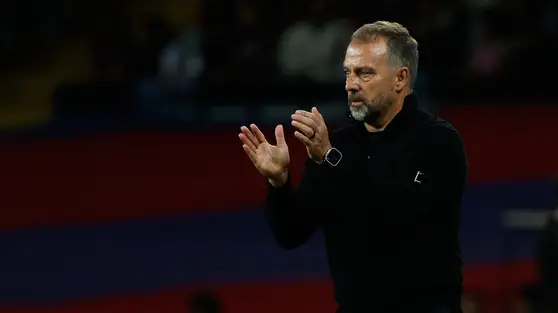 Hansi Flick Incar Kemenangan ke-100 di El Clasico