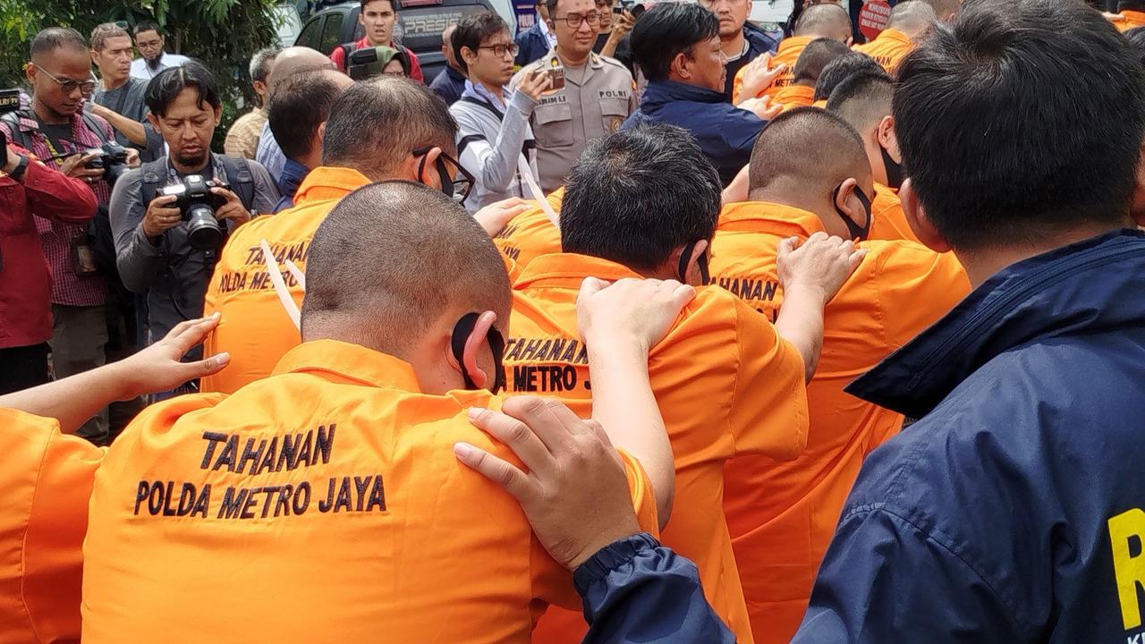 Polisi rilis 24 tersangka kasus judol yang libatkan pegawai Komdigi