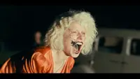 Trailer Film The Bride! Rilis, Kekasih Monster Frankenstein Tampil Nge-punk dan Gila-gilaan
