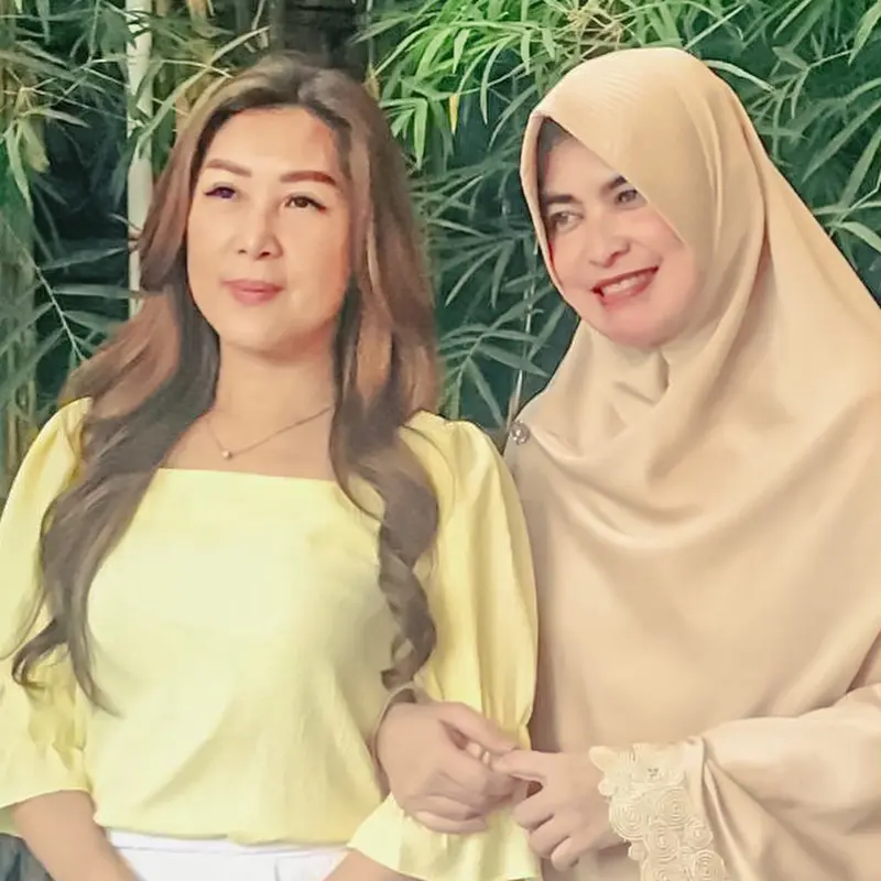 7 Kebersamaan Ibunda Larissa Chou dan Ibu Alvin Faiz, Selalu Tampil Akrab