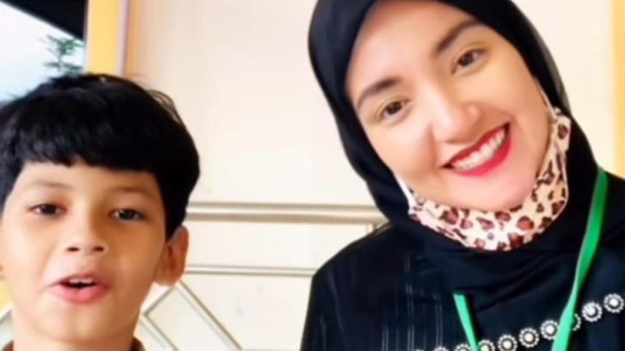 Belum Bisa Bertemu dengan Anak, Tsania Marwa Mantan Istri Atalarik Syach Beri Doa untuk Kelulusan sang Putra