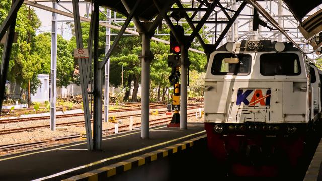 Ilustrasi kereta api, Stasiun Yogyakarta, PT KAI