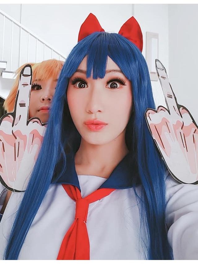 Potret Lola Zieta, Cosplayer Seksi yang Mengaku Panseksual