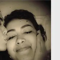 "Paringi Kuat lahir Bathinnya Yuli Rachmawati, Gusti 🙏🏻 #yunishara #15februari2017," tulis Yuni Shara, Rabu (15/2/2017). "I promise I will fight till never...surrender," tulis Julia Perez. (Instagram/yunishara36)