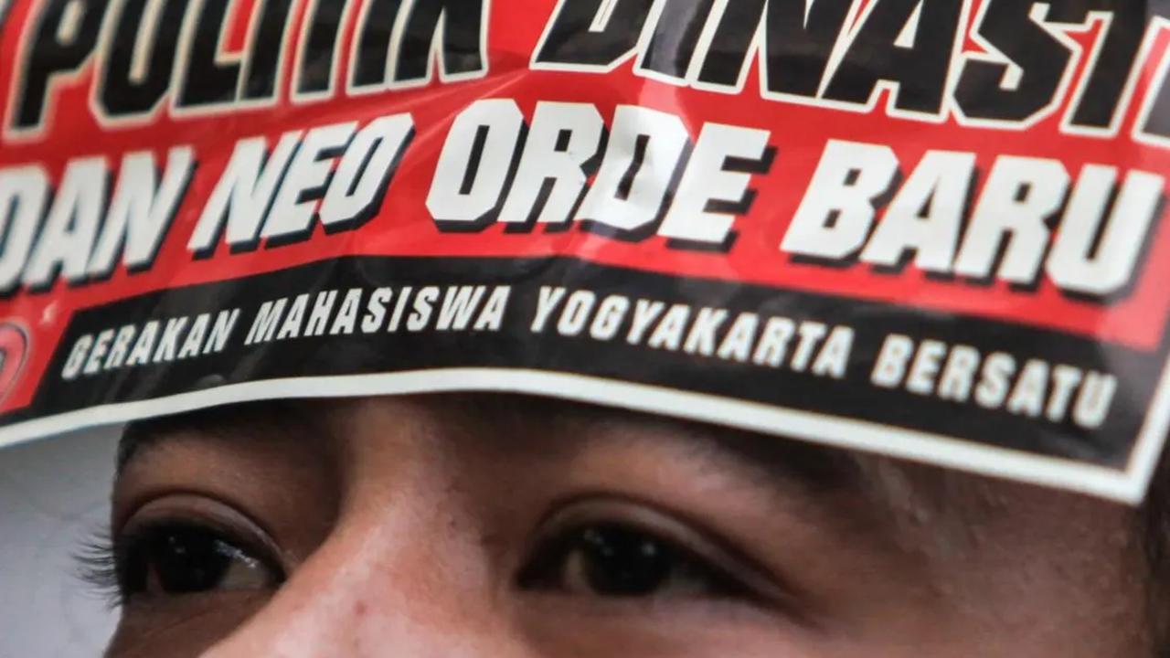 FOTO: Aksi Massa Mahasiswa dari Aliansi Jaga Demokrasi Suarakan Penolakan Politik Dinasti di Yogyakarta