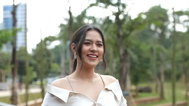 [Fimela] Raisa Andriana