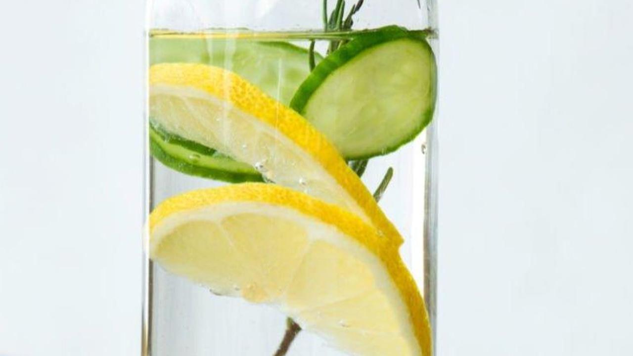 Resep Infused Water dan Manfaat, Ketahui Efek Sampingnya bagi Kesehatan