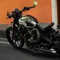 Jawa 42 Bobber edisi Black Mirror.