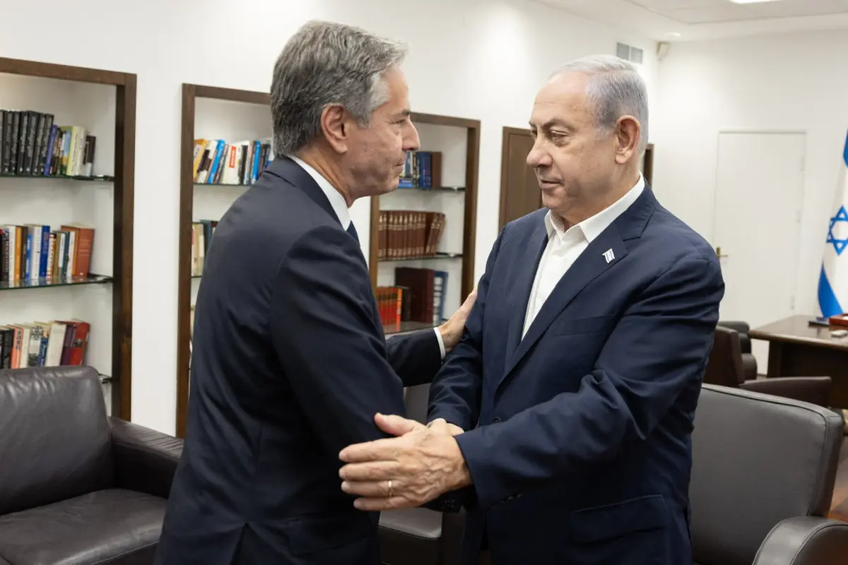 Antony Blinken dan Benjamin Netanyahu.