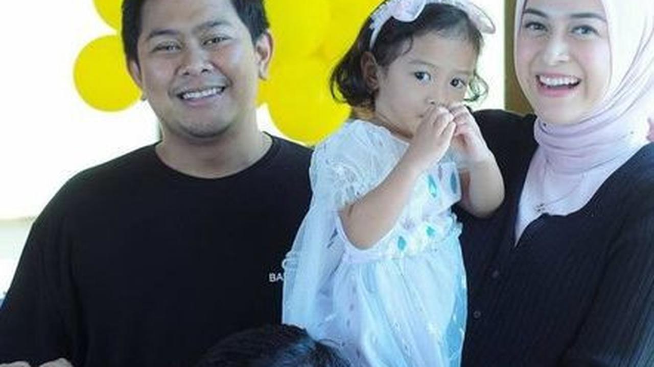 Ibu dari Tiga Anak