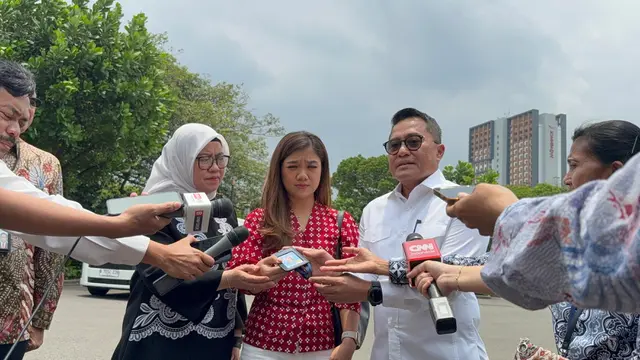 Kartu identitas (ID) liputan khusus Istana Kepresidenan milik wartawan CNN Indonesia TV Diana Valencia dikembalikan Biro Pers, Media, dan Informasi Sekretariat Presiden.