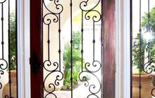 Desain Teralis 1 Pintu Minimalis & Tips Memilihnya dengan Tepat