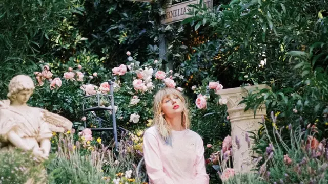 Foto Taylor Swift di album Lover.