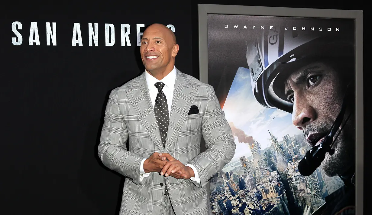 Dua anjing yang diselamatkan Dwayne Johnson itu merupakan anjing yang baru saja diadopsinya. (Bintang/EPA)