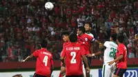 Duel Kamboja vs Indonesia di penyisihan Grup A Piala AFF U-16 2018 di Stadion Gelora Delta, Sidoarjo, Senin (6/8/2018). (Bola.com/Aditya Wany)