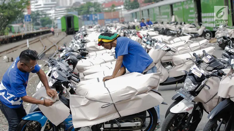 Jasa Pengiriman Motor H-2 Lebaran Di Stasiun Kampung Bandan Meningkat