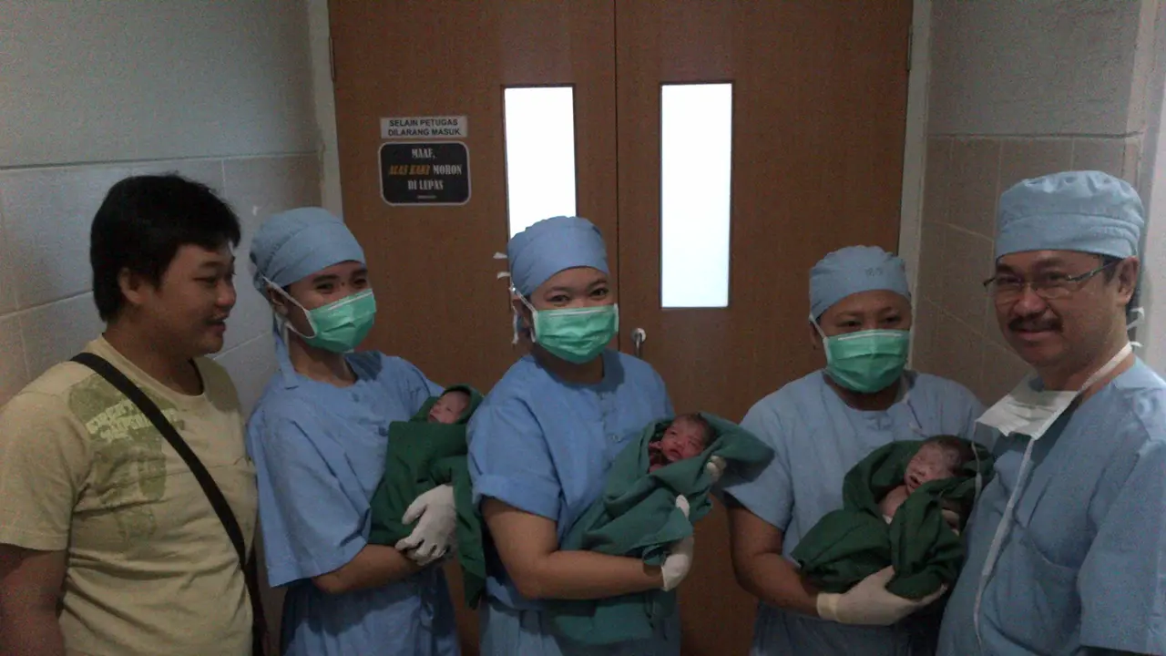 Pasangan di Semarang Lahirkan Bayi Kembar Tiga