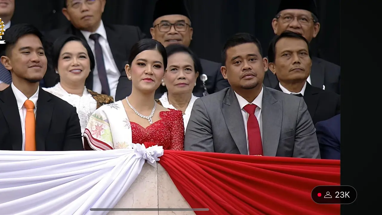 Putra-Putri Presiden Joko Widodo, Kaesang Pangarep dan Kahiyang Ayu, hadir pada acara pelantikan Presiden 2024-2029 Prabowo Subianto - Gibran Rakabuming Raka.