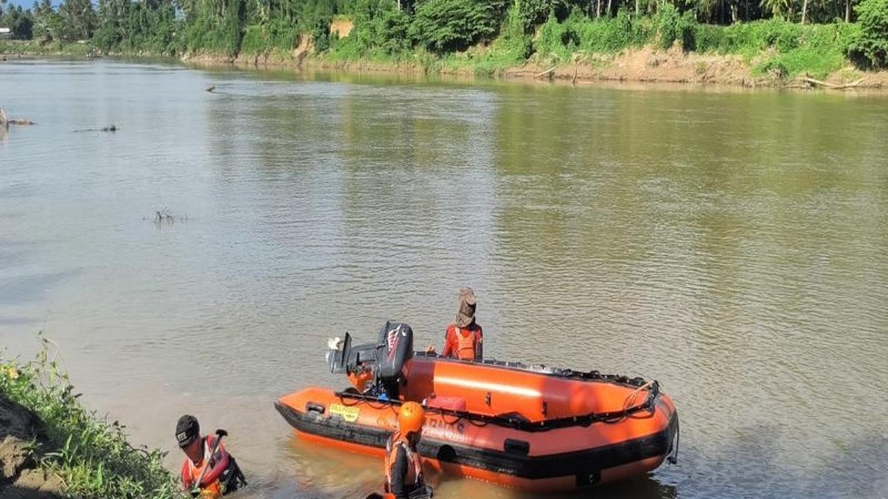 Tim SAR Intensifkan Pencarian Dua Anak Hilang di Sungai Mapili Polewali Mandar
