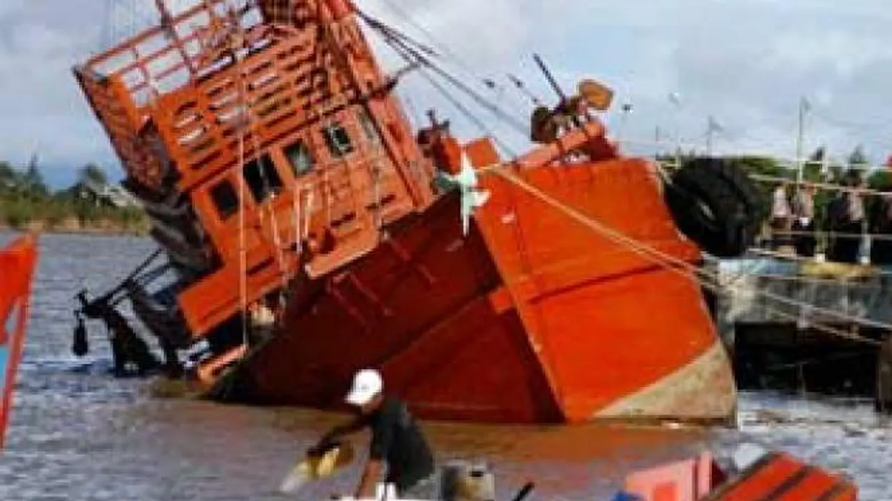 JK Dukung Penenggelaman Kapal Asing Pencuri Ikan