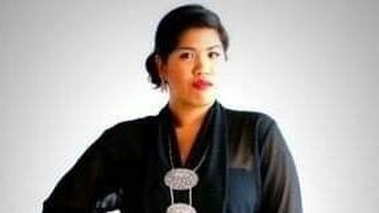 <b>Model Kebaya Encim</b>