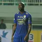 Striker Persib Bandung asal Inggris, Carlton Cole (Liputan6.com/Helmi Fithriansyah)